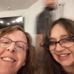 Meet your Posher, Cindy